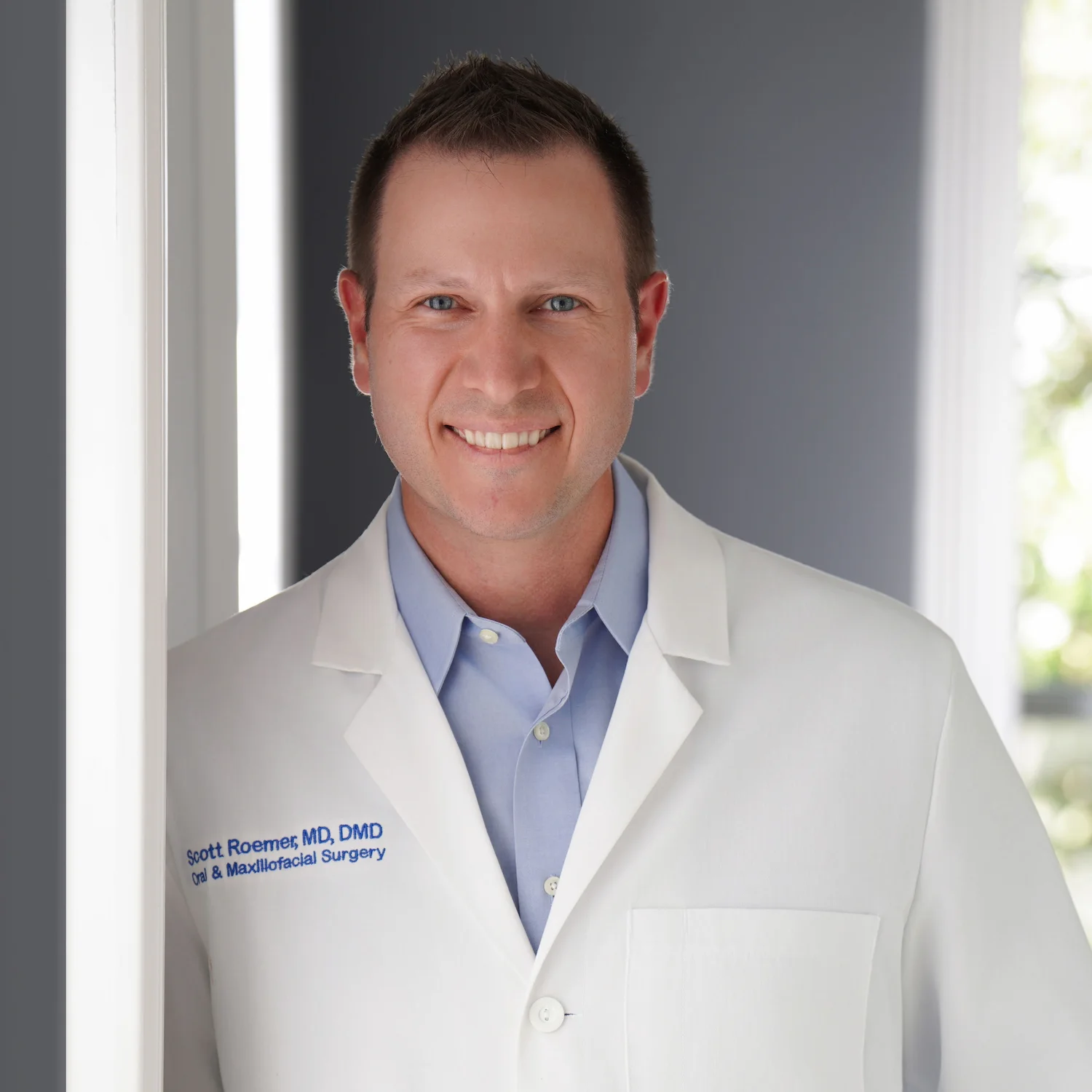 Dr. Scott Roemer img