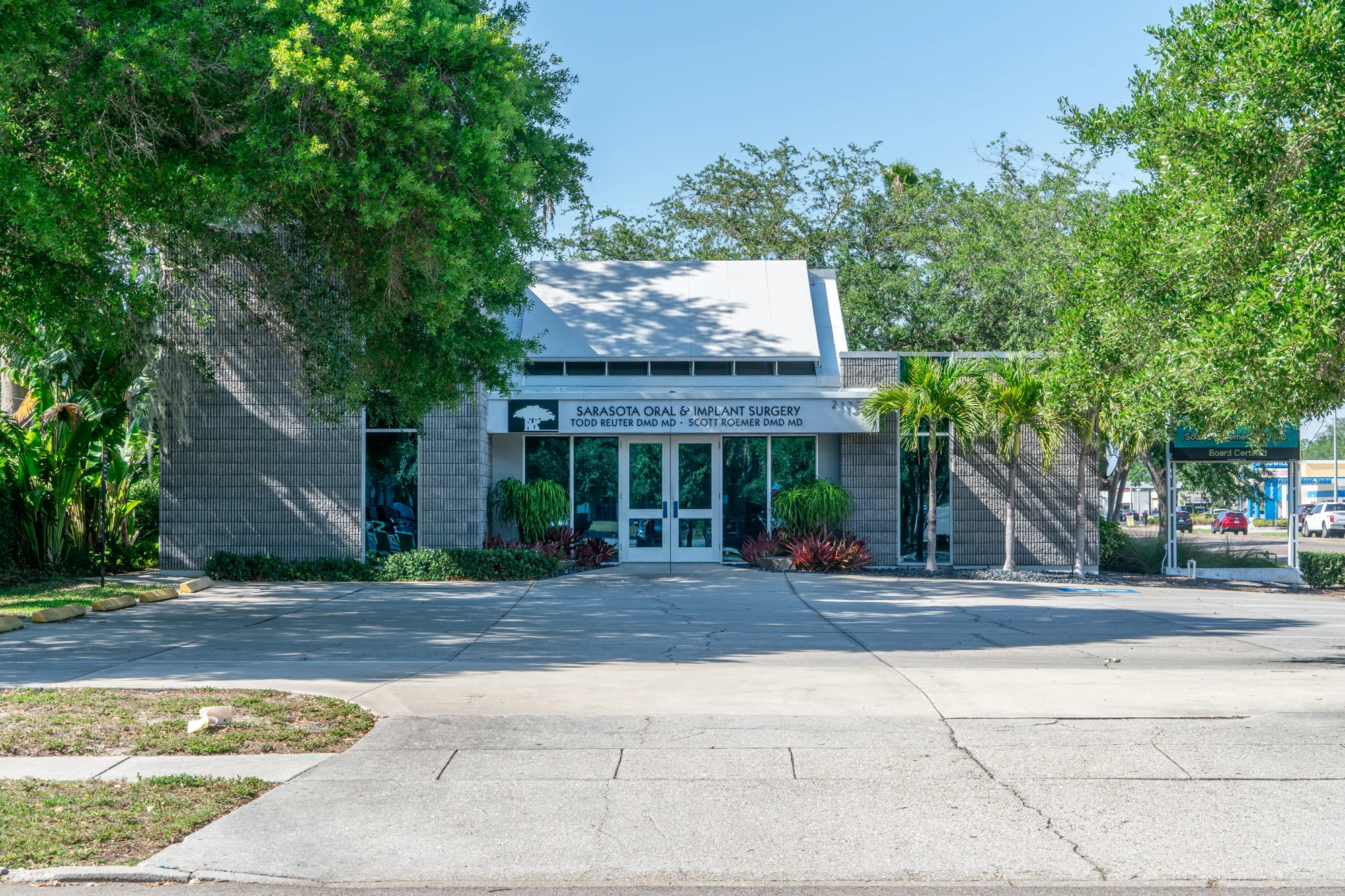 Sarasota Oral Implant Tamiami Office 29